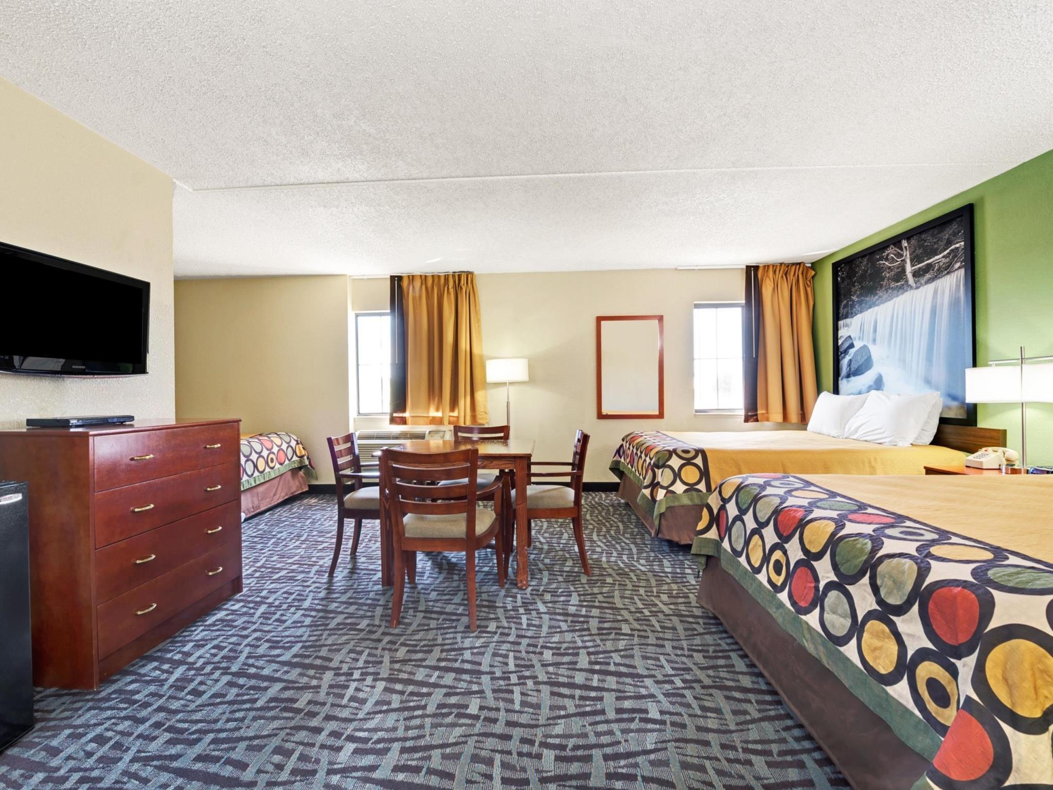 Spark By Hilton Wichita East Екстериор снимка