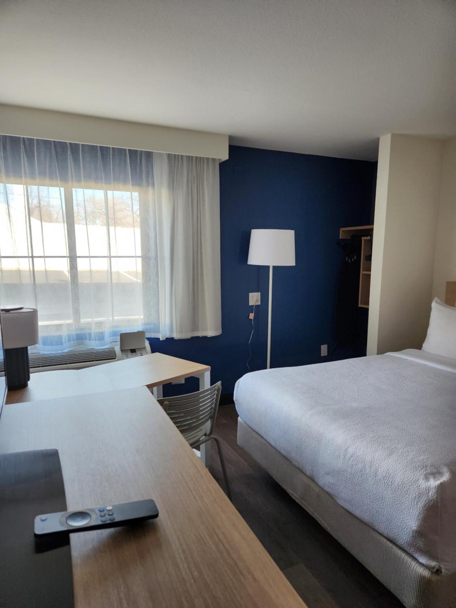 Spark By Hilton Wichita East Екстериор снимка
